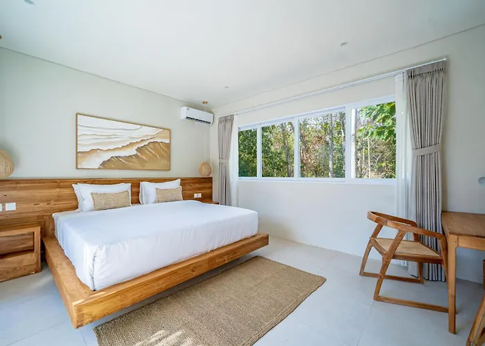 Rocha * Uluwatu (Bali)